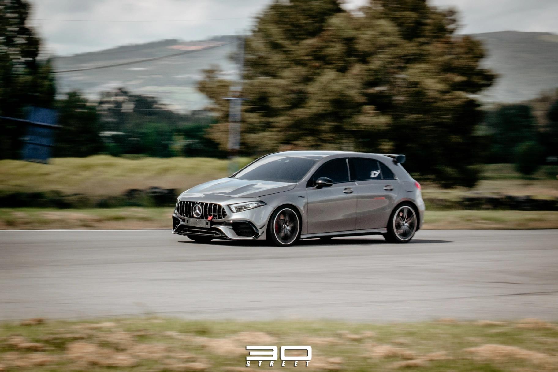 Mercedes Benz A45s
